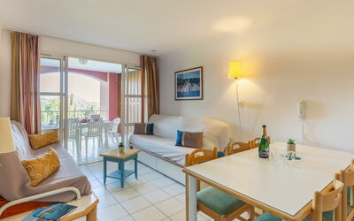 Accommodation:&nbsp;Le Hameau (K3 122) 700.22