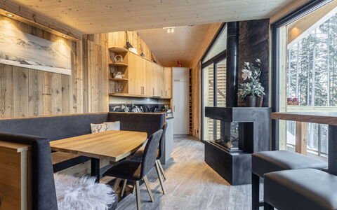 Accommodation:&nbsp;Superior # 03 Sauna&Sprudelwanne Innen 300.4