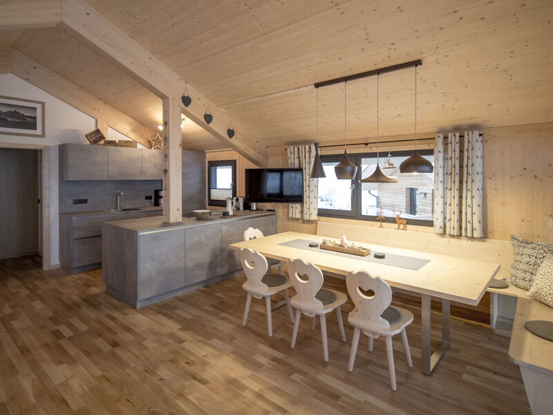 Accommodation:&nbsp;Superior # 02 Sauna&Sprudelwanne Innen 300.3