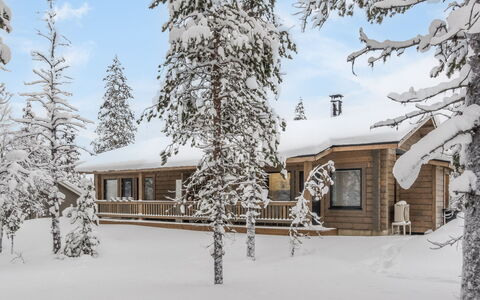 Pehtoori B: Snow, Winter, Wood, Cottage, Home, House, Freezing, Larch, Slope, Log Cabin