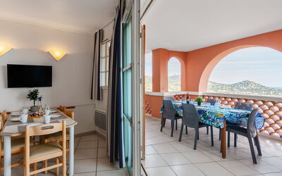 Accommodation:&nbsp;Les Bastides (I4143) 600.1