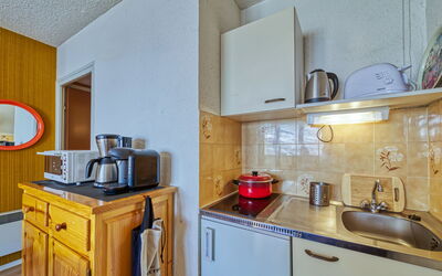 Accommodation:&nbsp;Ariane 300.8