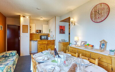 Accommodation:&nbsp;Ariane 300.3