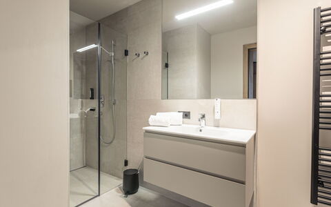 Accommodation:&nbsp;Mit 2 Schlafzimmern & Ir-Sauna 400.2