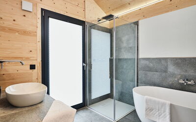 Accommodation:&nbsp;Premium mit 5 Schlafzimmern, Sauna &Pool 160.14