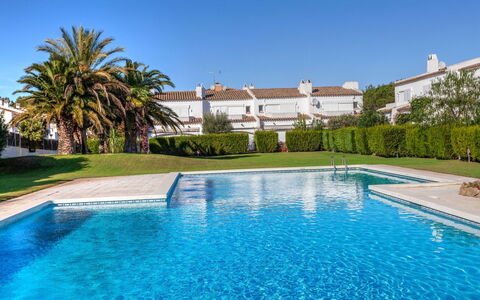 Pals 1724: Swimming Pool, Resort, Estate, Landscaping, Garden, Shade, Lawn, Mansion, Villa, Hacienda