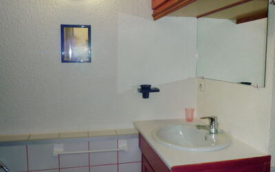 Accommodation:&nbsp;Soyouz Vanguard 100.74