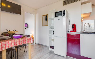 Accommodation:&nbsp;Soyouz Vanguard 100.82