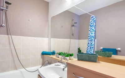 Accommodation:&nbsp;Soyouz Vanguard 100.96