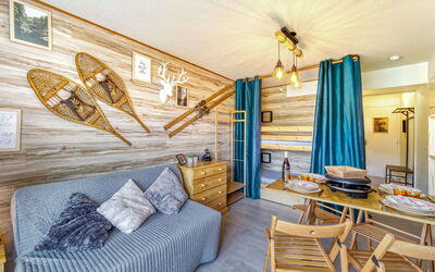 Accommodation:&nbsp;Soyouz Vanguard 100.99