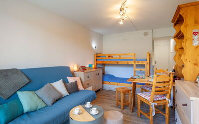 Accommodation:&nbsp;Soyouz Vanguard 100.95