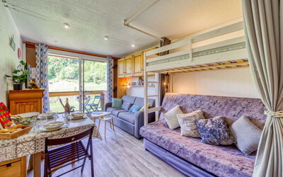 Accommodation:&nbsp;Soyouz Vanguard 100.97