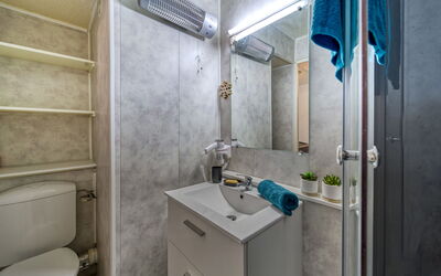 Accommodation:&nbsp;Soyouz Vanguard 100.99