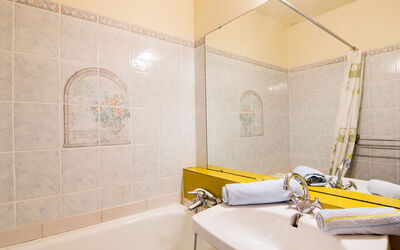 Accommodation:&nbsp;Soyouz Vanguard 100.10