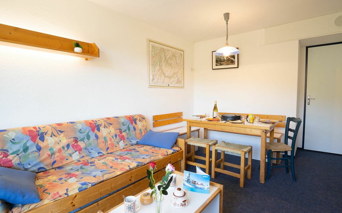 Accommodation:&nbsp;Pegase Phenix 310.53