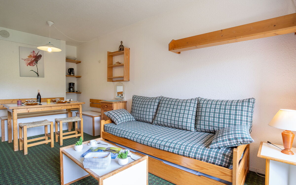 Accommodation:&nbsp;Pegase Phenix 310.3