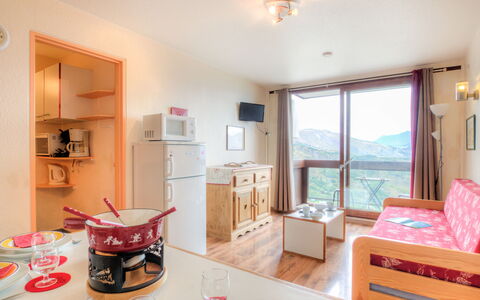 Accommodation:&nbsp;Pegase Phenix 310.44