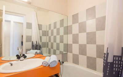 Accommodation:&nbsp;Pegase Phenix 310.35