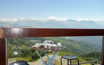 Accommodation:&nbsp;Pegase Phenix 310.44