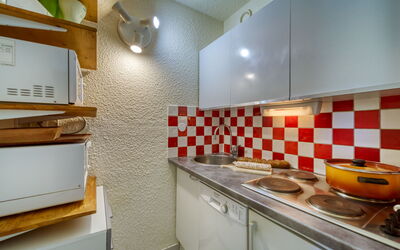 Accommodation:&nbsp;Pegase Phenix 310.39