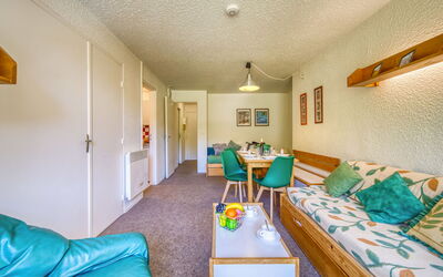 Accommodation:&nbsp;Pegase Phenix 310.39