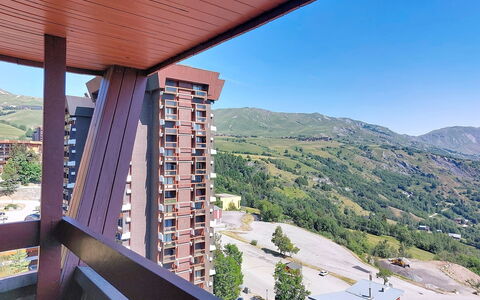 Le Corbier 510: Apartment, Residential Area, Condominium, Balcony