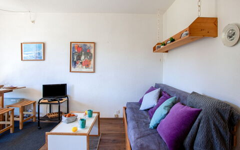 Accommodation:&nbsp;Lunik Orion 510.22