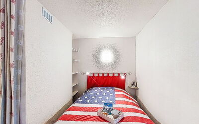 Accommodation:&nbsp;Lunik Orion 510.52