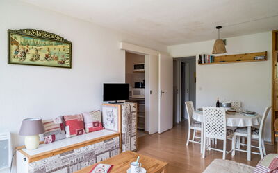Accommodation:&nbsp;Lunik Orion 510.32