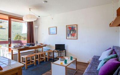 Accommodation:&nbsp;Lunik Orion 510.22