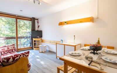 Accommodation:&nbsp;Lunik Orion 510.28