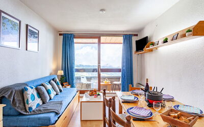 Accommodation:&nbsp;Lunik Orion 510.18