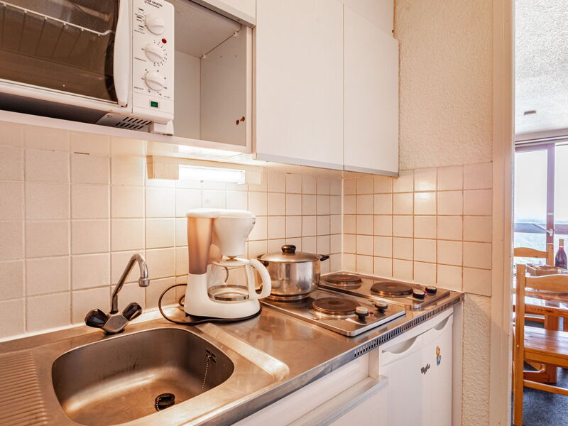 Accommodation:&nbsp;Lunik Orion 510.17