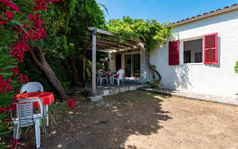 Villa Irène: Plant, Building, Sky, Property, Window, Flower, Leaf, House, Grass, Outdoor Furniture