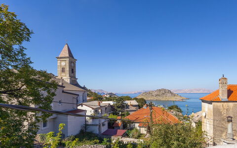 Nena: Coast, Coastal And Oceanic Landforms, Sea, Boat, Bay, Watercraft, Sound, Resort Town