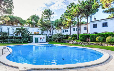 Pals 1721: Swimming Pool, Resort, Hacienda, Landscaping, Estate, Leisure, Hotel, Eco Hotel, Courtyard, Yard