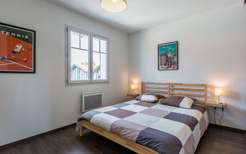 Les Fougères: Furniture, Property, Window, Building, Picture Frame, Comfort, Azure, Wood, Lighting