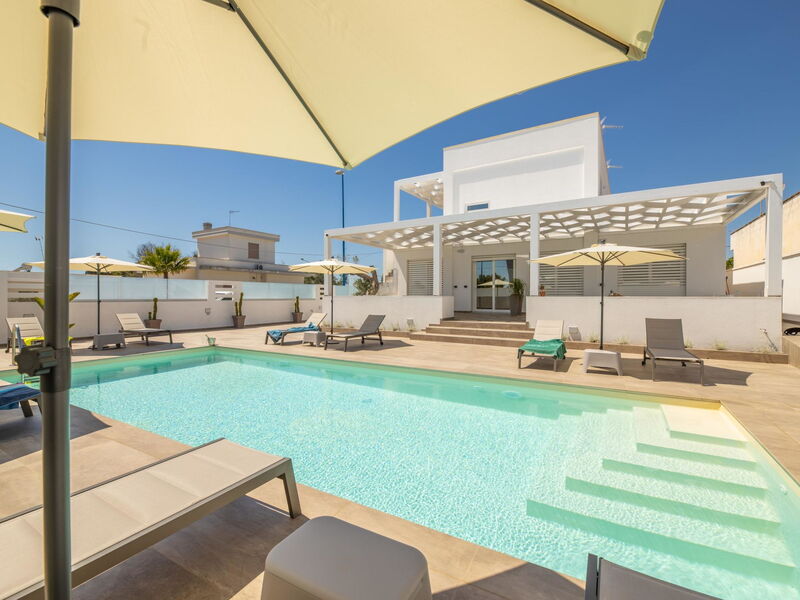 Accommodation:&nbsp;Malika Blu 120.1