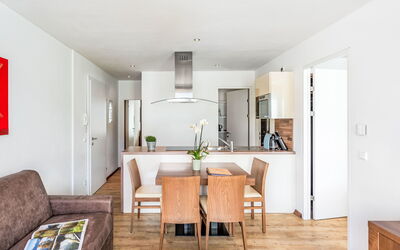 Accommodation:&nbsp;Emma 280.6