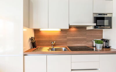 Accommodation:&nbsp;Emma 280.9