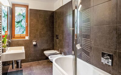 Accommodation:&nbsp;Emma 280.1