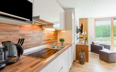 Accommodation:&nbsp;Emma 280.10