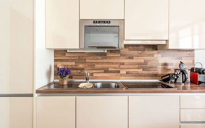 Accommodation:&nbsp;Emma 280.1