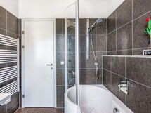 Accommodation:&nbsp;Emma 280.8