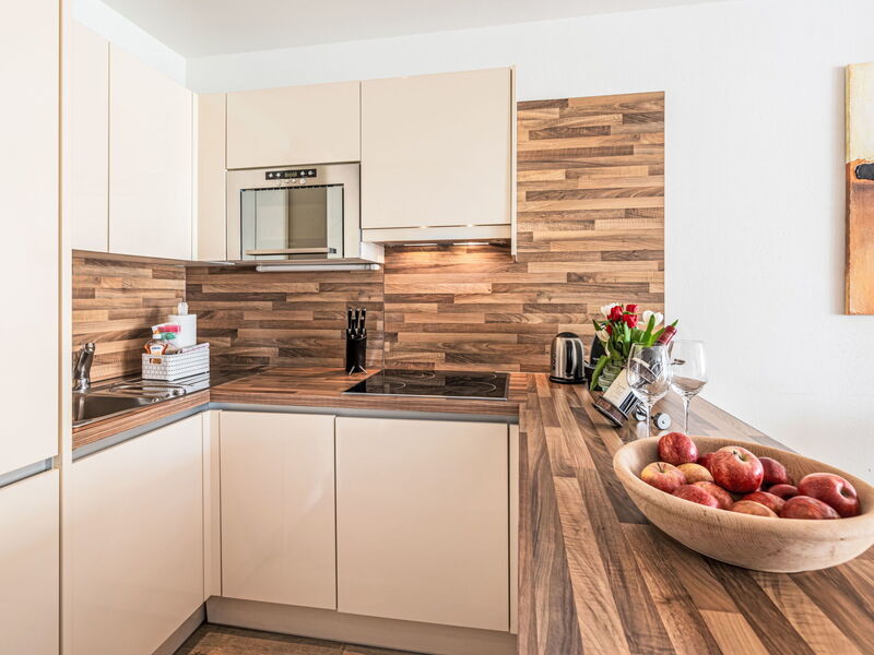 Accommodation:&nbsp;Emma 280.2
