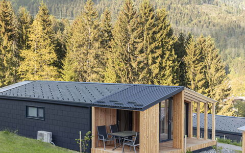 Kötschach-Mauthen 100: Plant, Window, Building, Wood, Tree, Natural Landscape, Larch, Land Lot, House, Grass