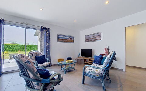 Villa Kerlina: Furniture, Chair, Outdoor Furniture, Estate, Resort, Shade, Coffee Table, Balcony, Yard, Hotel