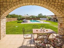 Villa Chartata