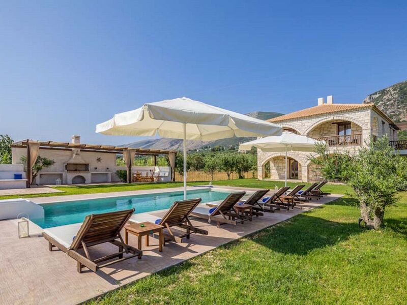 Villa Chartata