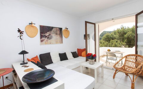 Edifici Port del Rei: Plant, Water, Property, Furniture, Building, Table, Window, Azure, Chair, Interior Design